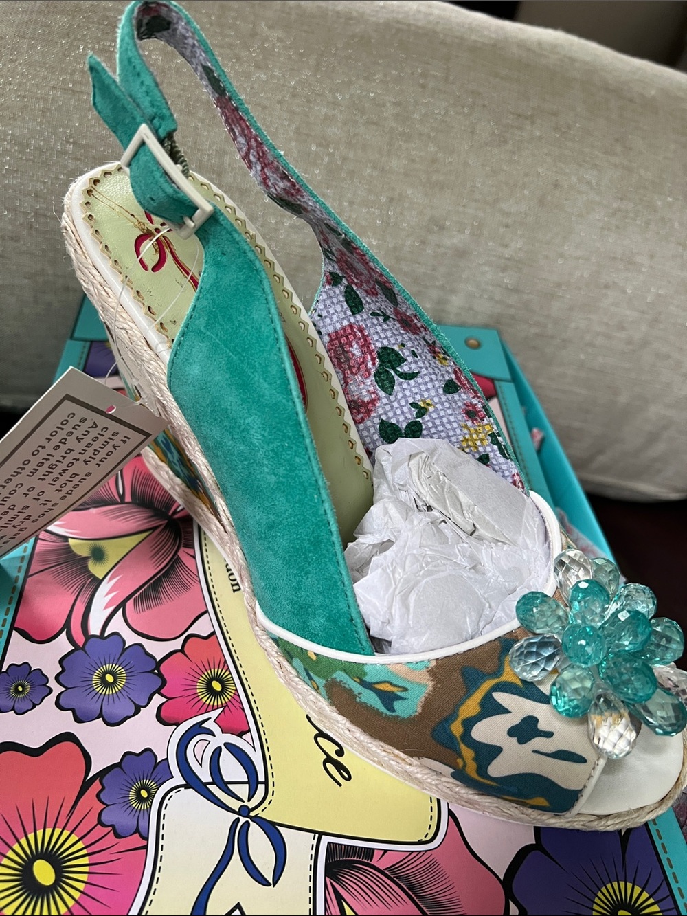 Poetic License Measure Up Decorative Wedge Crystal Flower Sandal NEW Sz 8 - Picture 6 of 16